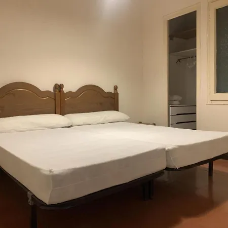 Onze setembre 45 2º Apartment *